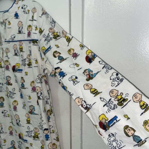 Peanuts Women Intimate Night Gown Snoopy Sleepwear Long Winter Sz M - Picture 3 of 10